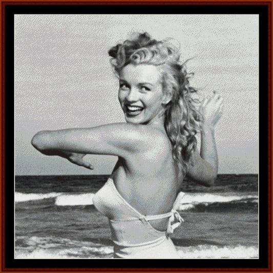 Counted Cross Stitch Pattern: Marilyn at the Beach, Marilyn Monroe - Cross Stitch Collectibles